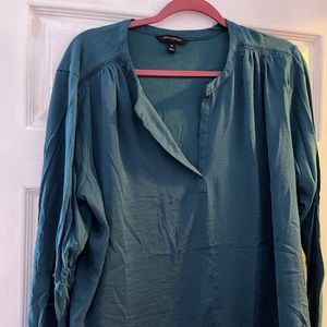 Long sleeved Banana Republic Green Blouse